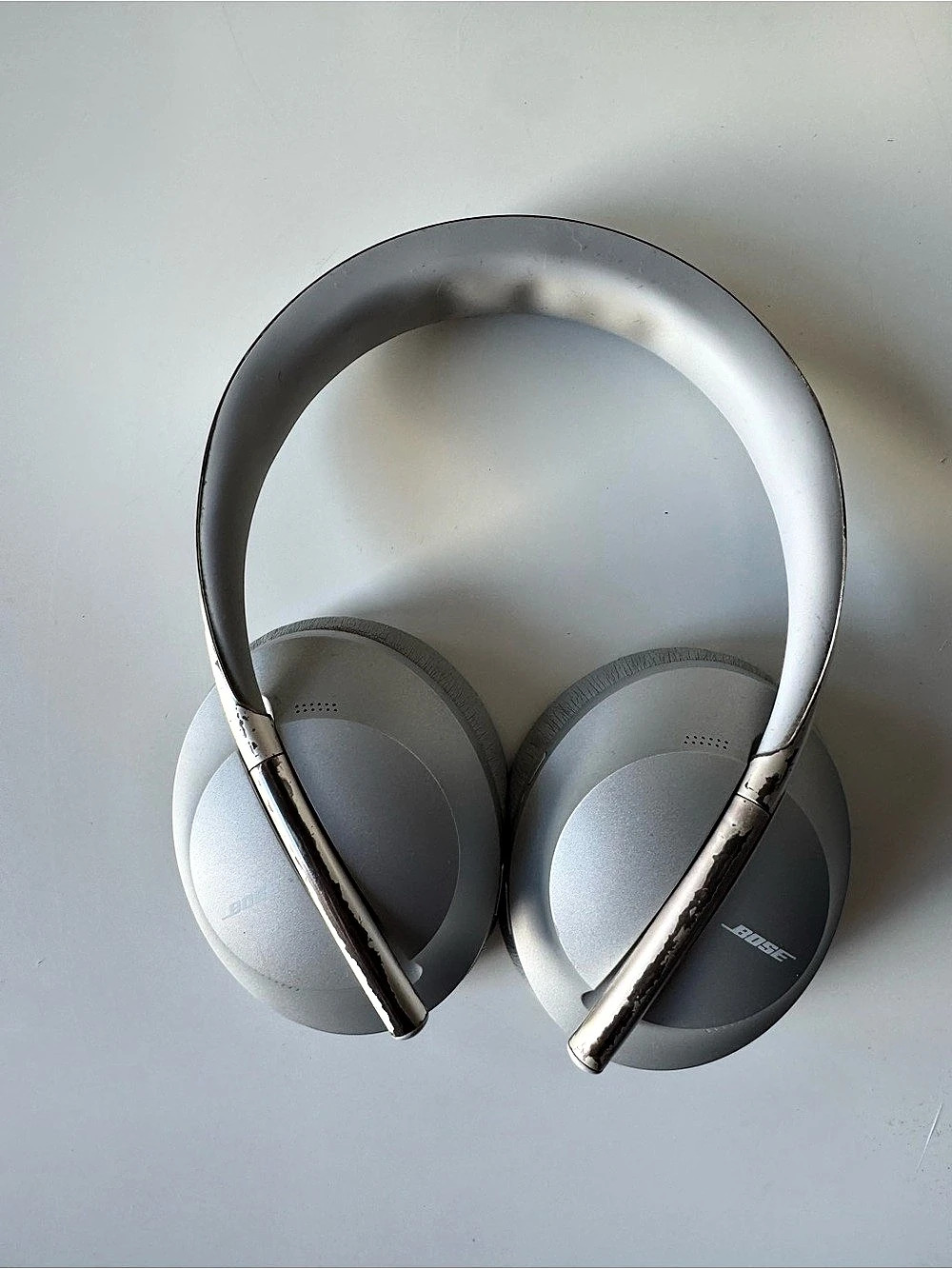 BOSE Noise Cancelling Headphones 700 Over-Ear Headphones Gray